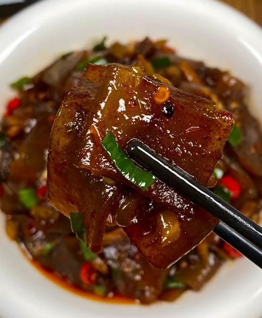 榨菜炒苕皮的做法