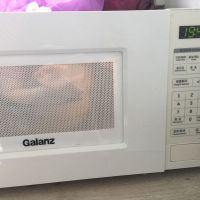 微波炉烤地瓜（紫薯）的6步做法