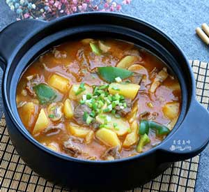 九转牛肉煲的做法
