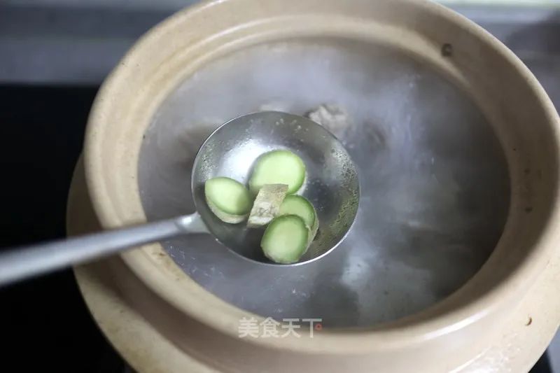 猪肚腔骨山药汤的做法
