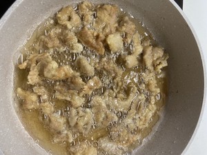 家常菜糖醋里脊的做法！趁热享用，超级好吃