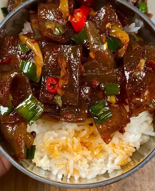 榨菜炒苕皮的做法