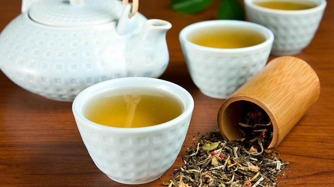 苦瓜泡水降血糖有效吗 降血糖最快的茶叶苦瓜茶