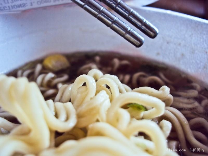速食泡面做法 速食泡面好好吃