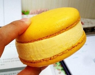 芒果味的马卡龙 马卡龙芒果干饼酸奶棒