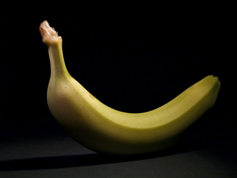 短香蕉和长香蕉的图片大全 两根香蕉对比图片