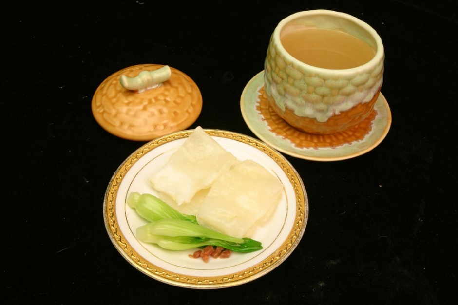 汤羹菜品图片 秘制胶原羹的做法大全