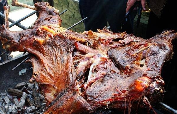 彝家特色小吃大全 彝家三郎美食
