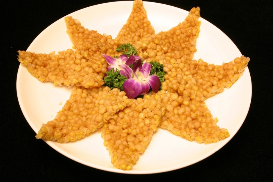 香煎玉米烙哪个菜系 香煎鲜玉米饼的做法大全图解