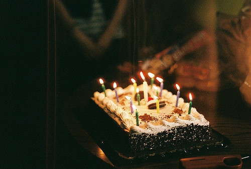 生日蛋糕图片唯美意境 生日蛋糕复古手绘图片