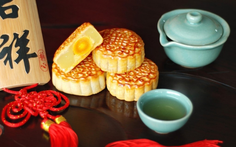 中秋月饼，茶，精美的桌面壁纸