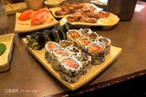 吃播日本寿司 日本美味寿司