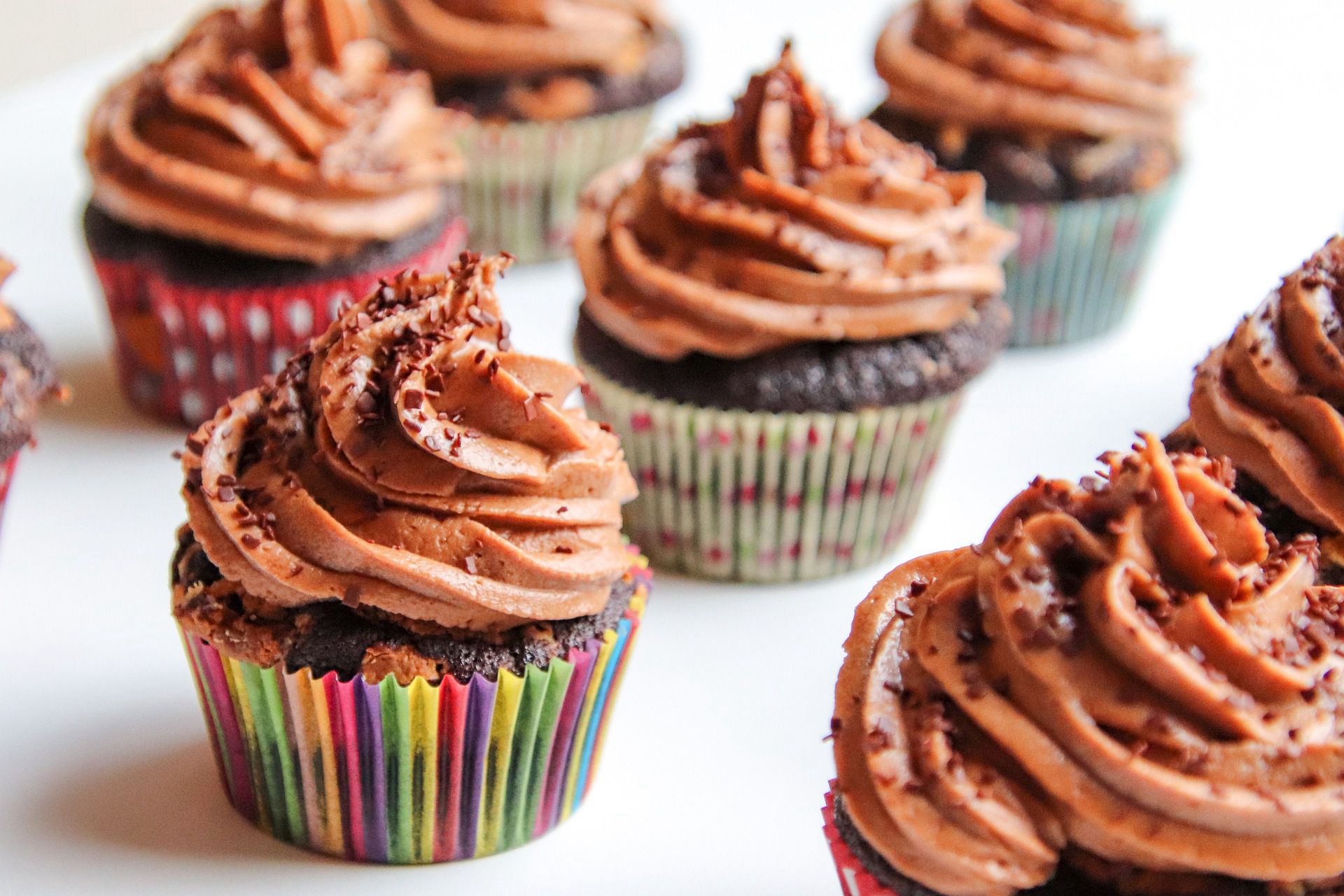简单的水果奶油蛋糕图片 自制纸杯奶油小蛋糕的简单做法