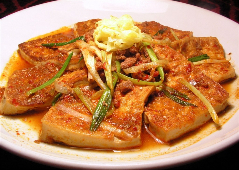 炫彩日本豆腐做法 韩式裙带菜炖豆腐怎么做