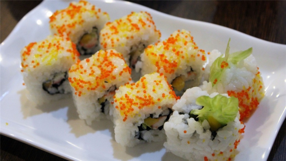 日本料理寿司卷系列教程 吃寿司卷和生鱼片