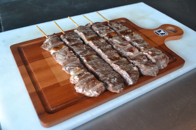 烧烤羊肉串图片美图 东北烧烤牛肉串图片
