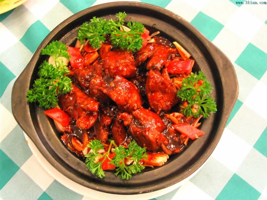 家常菜红烧肉炖土豆 家常菜红烧肉炒豆腐