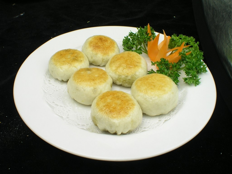 正宗酸菜生煎包的做法视频 羊肉酸菜生煎包做法