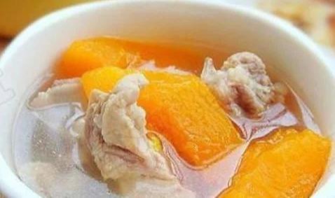 羊肉汤用什么锅炖较好?炖羊肉汤别再放花椒了!