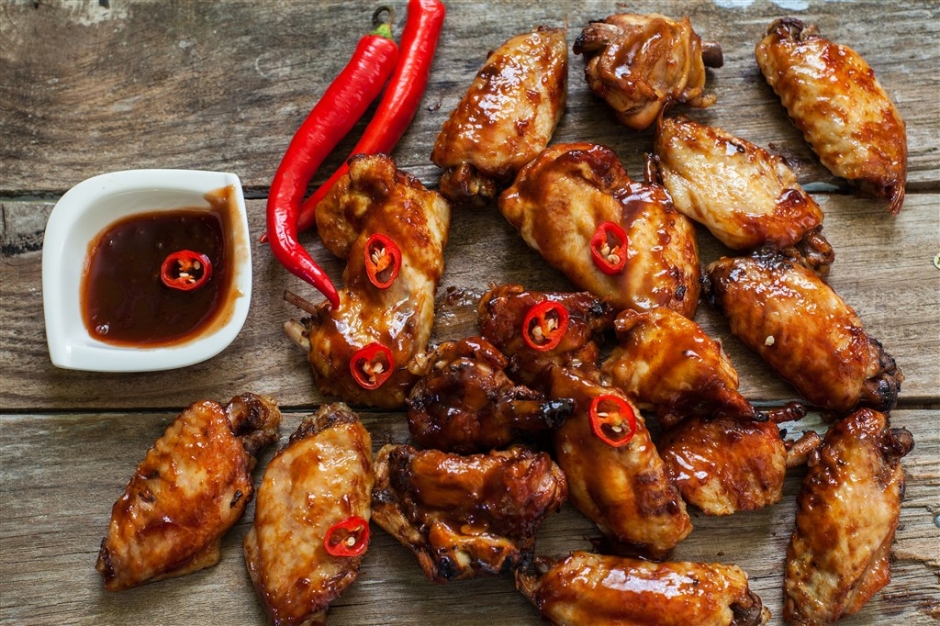 美味夜行侠里烤鸡腿的酱汁 做个美味的秘制烤鸡腿