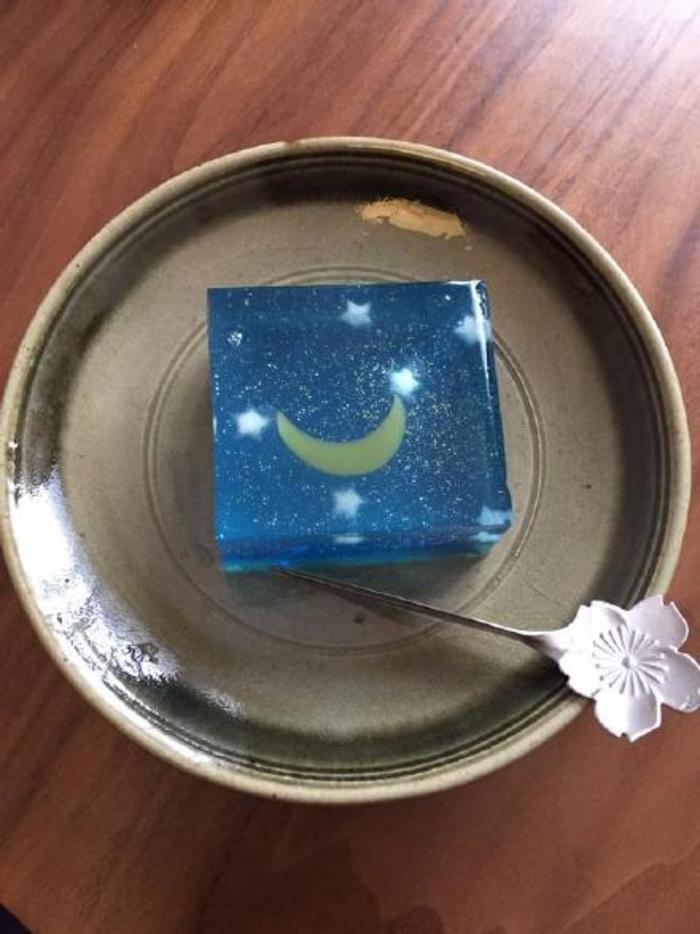 岛国最神秘的点心，让你一片星空。