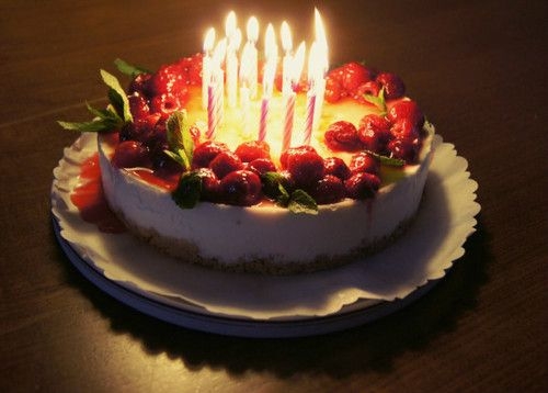 超美的生日蛋糕图片大全 生日蛋糕图片唯美简单又漂亮