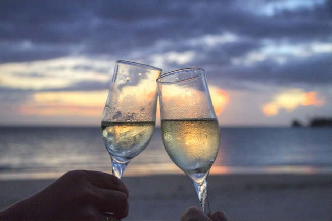香槟酒的好看图片 香槟酒图片大全真实照片